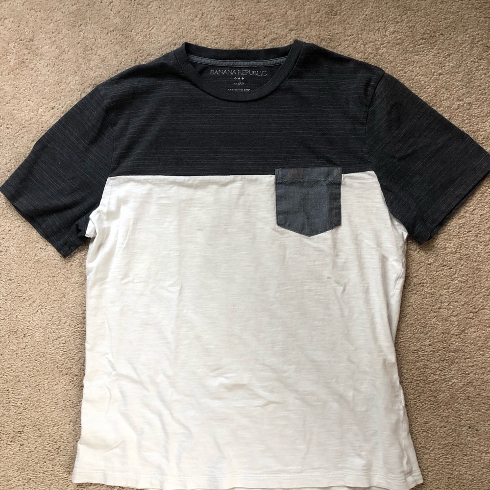 Banana Republic t shirt